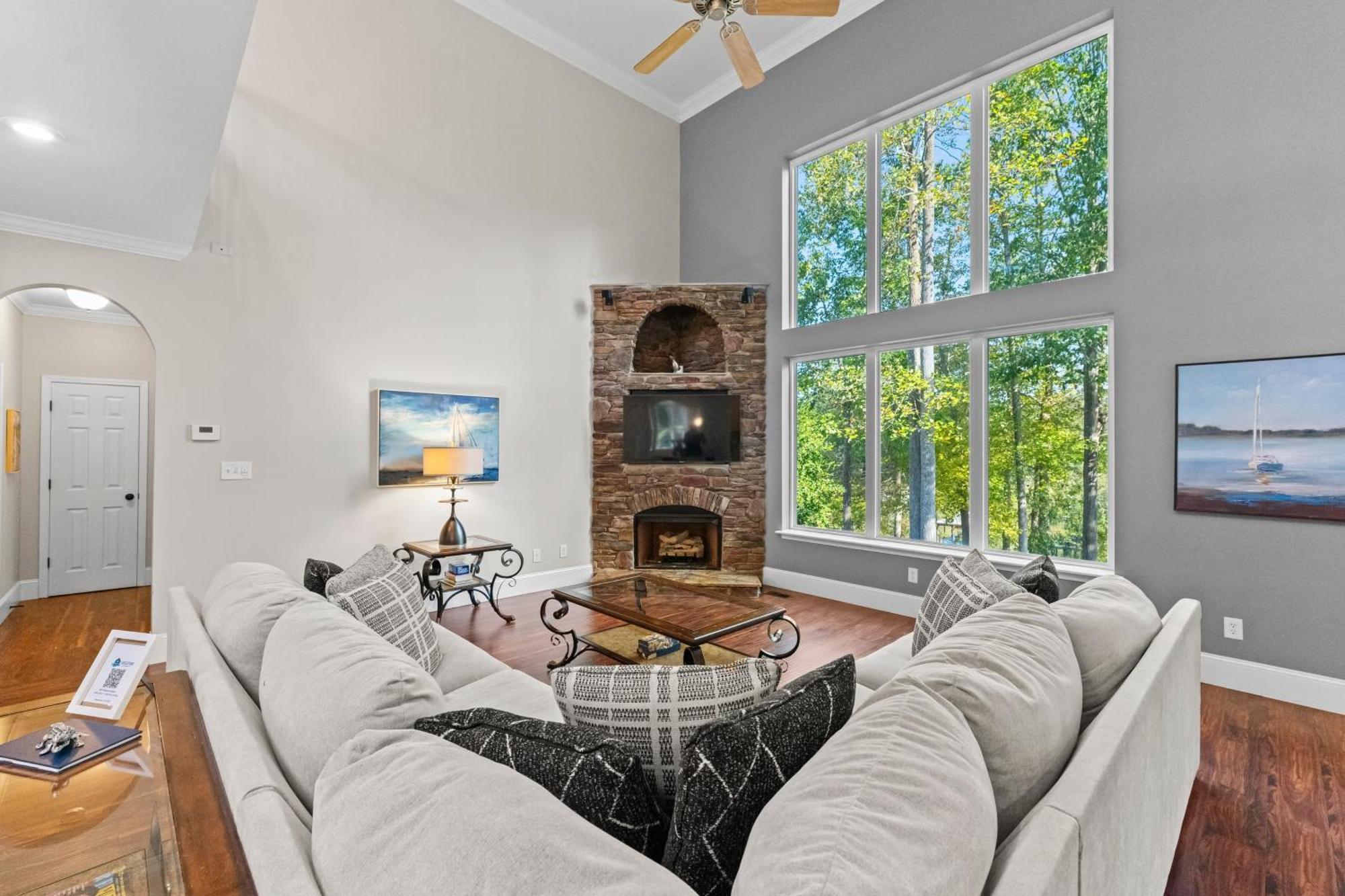 Lakeside Landing By Avantstay Private Dock Mooresville Exteriör bild